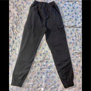 ༺ H&M black cargo pants ༻